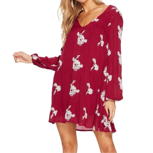 Altar'd State Dresses & Skirts - Altar’d State burgundy boho long sleeve tunic dress